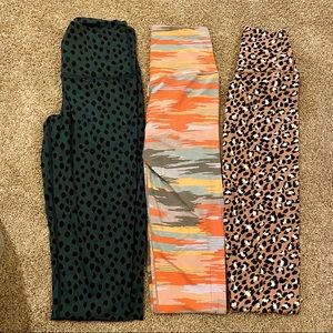 Aerie Chill Play Move Patterned Leggings